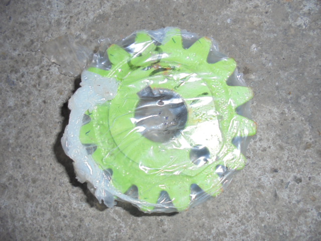 Pinion 16 dinti NOU Claas Markant, Constant