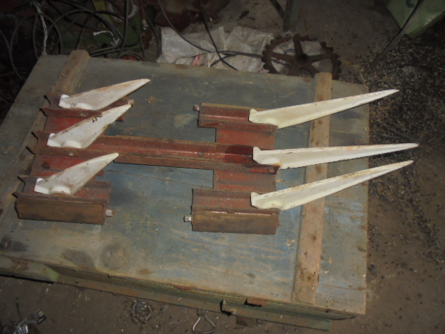 aparat furci pentru balotiera new holland