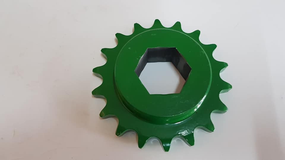 Pinion z23 CC106767 john deere 224