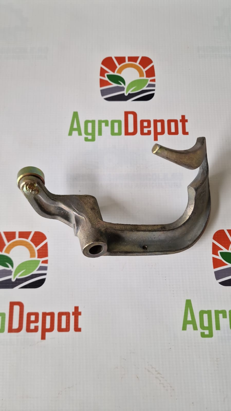 Degajor ata presa de balotat massey ferguson 20.8,15.8 cod 781865m98